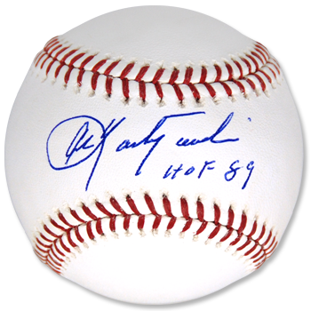 Autographed Baseball - Carl Yastrzemski HOF 89 –